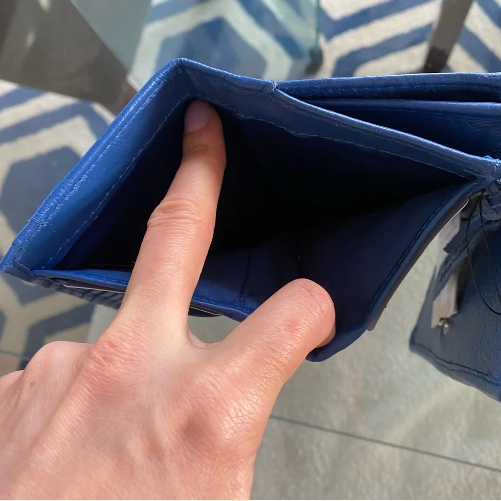 💙 GENUINE LEATHER BLUE SAGE GREY WOVEN WALLET!